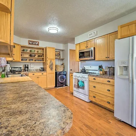 Eco-Friendly Escape In Cortez - Pets Welcome! Exterior photo