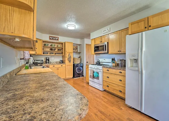 Eco-Friendly Escape In Cortez - Pets Welcome!