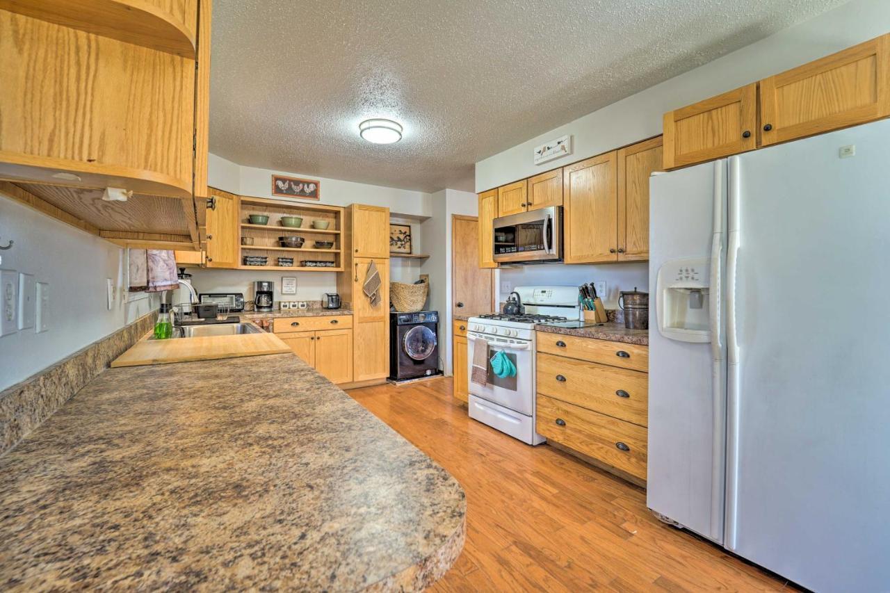 Eco-friendly Escape In - Pets Welcome! Holiday home Cortez